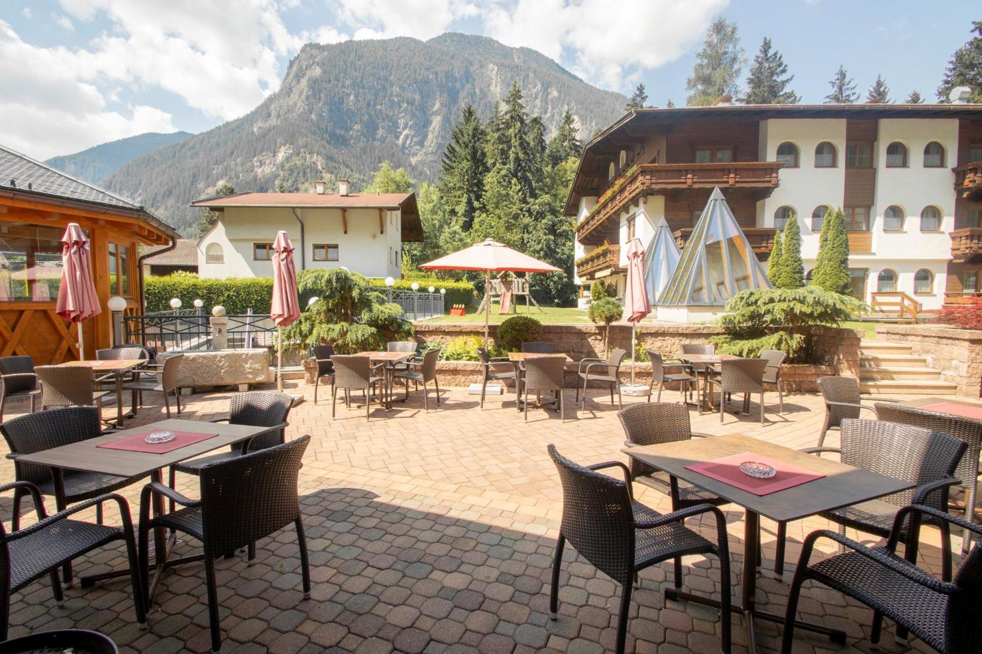 Aktivhotel Waldhof เอิทซ์ ภายนอก รูปภาพ