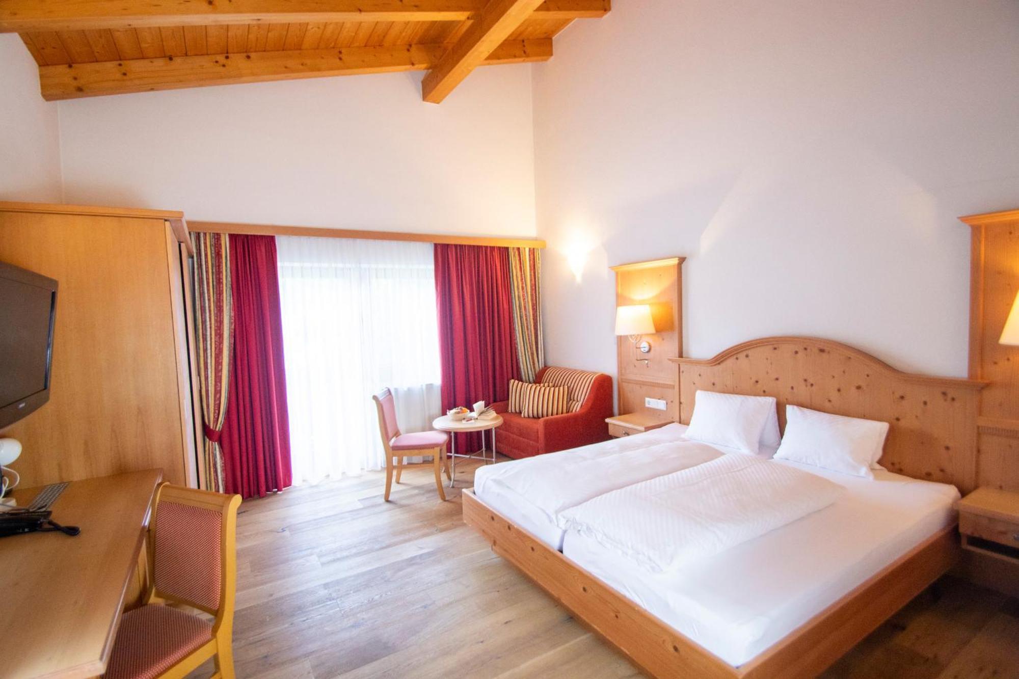 Aktivhotel Waldhof เอิทซ์ ภายนอก รูปภาพ